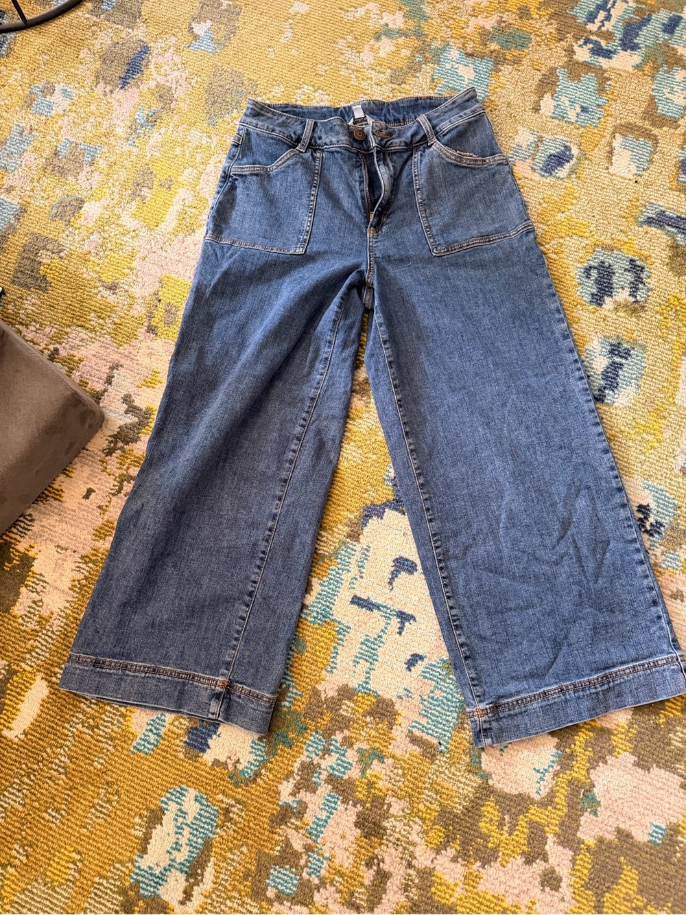 Classic Wide-Leg Women’s Jeans in Medium Blue